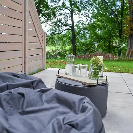 Moderne Und Gemutliche Maisonette-ferienwohnung Mit Terrasse Und Wallbox Im Farmhouse Bei Zittau * Eckartsberg