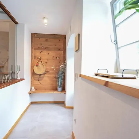 شقة Moderne Und Gemutliche Maisonette-ferienwohnung Mit Terrasse Und Wallbox Im Farmhouse Bei Zittau Eckartsberg