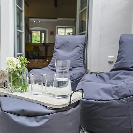 شقة Moderne Und Gemutliche Maisonette-ferienwohnung Mit Terrasse Und Wallbox Im Farmhouse Bei Zittau Eckartsberg